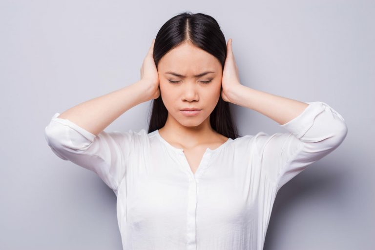 Déboucher une oreille avec un aspirateur d’oreille