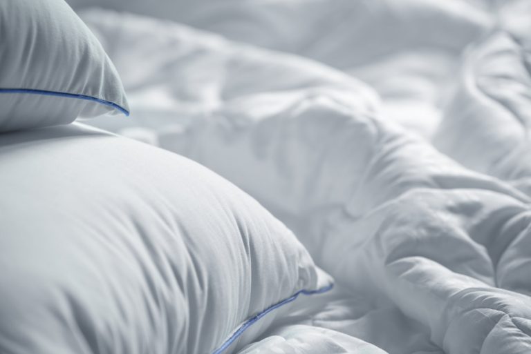 Durant votre sommeil, votre matelas libère des substances cancérigènes