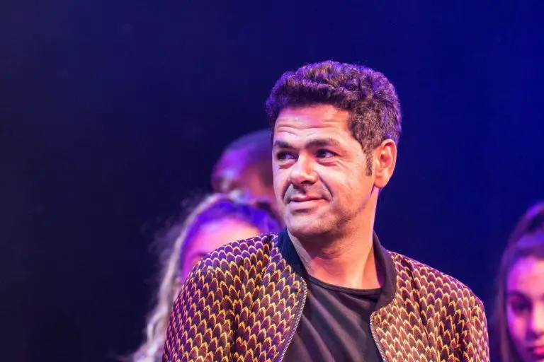 Jamel Debbouze revient sur l’accident tragique qui lui a coûté son bras