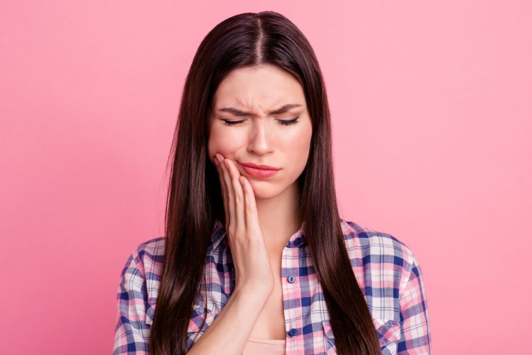 Cancers de l’estomac et de l’œsophage : se brosser les dents réduirait les risques !