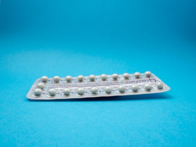 lsaq-1202_pilule-donnez-avis-luteran-luteny.jpg