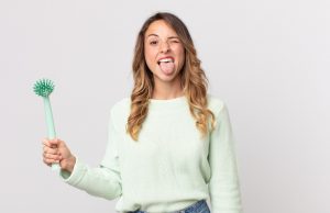 Faut-il se frotter la langue pour avoir bonne haleine ?