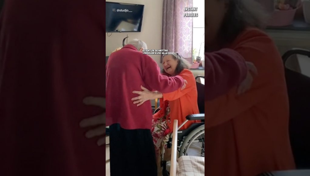 Cette grand-mère de 96 ans revoit sa meilleure amie de 94 ans après cinq années #shorts