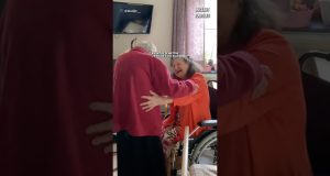 Cette grand-mère de 96 ans revoit sa meilleure amie de 94 ans après cinq années #shorts
